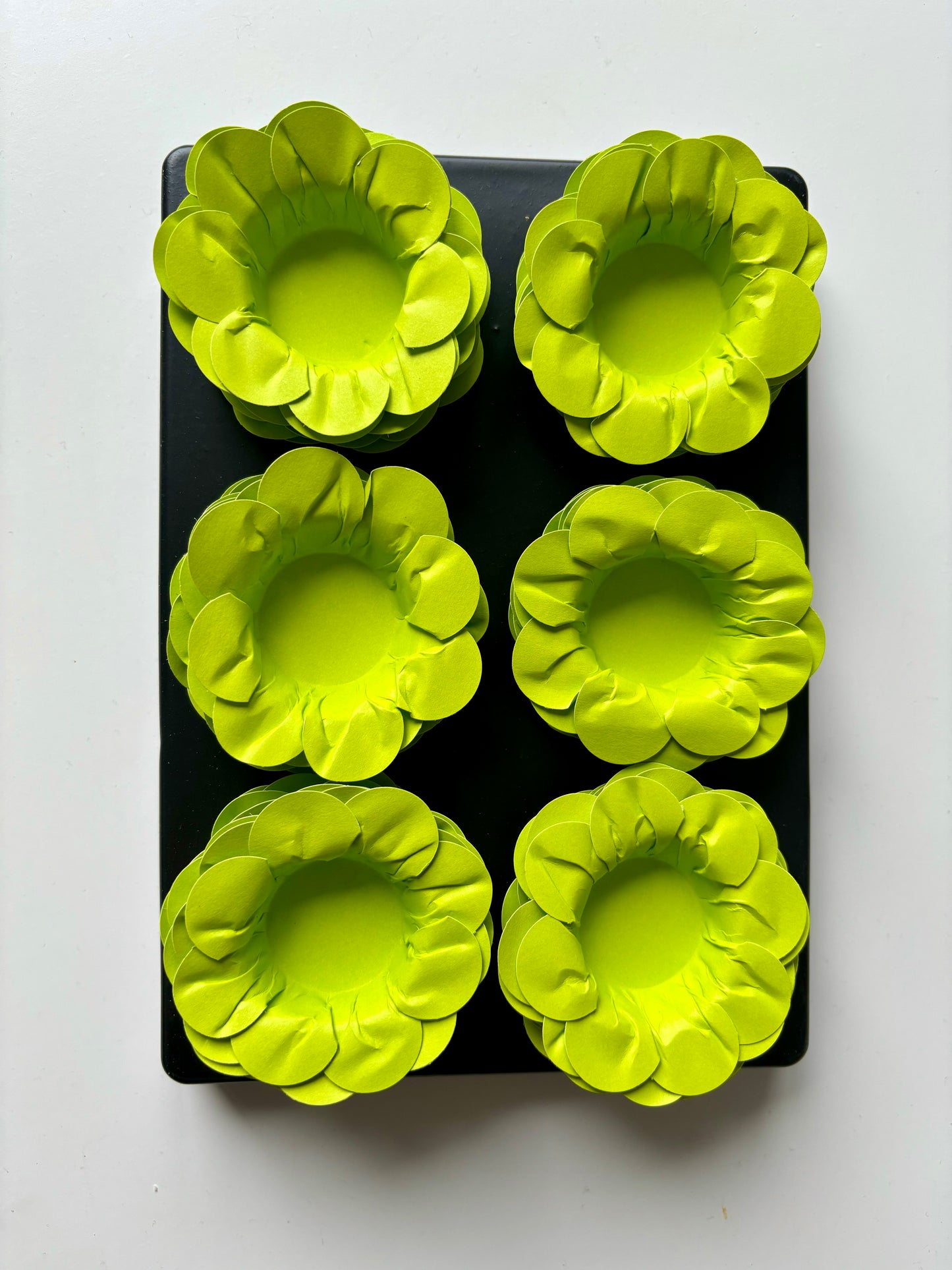 Fleurs artisanales pour les brigadeiros style marguerite avec 40 unités